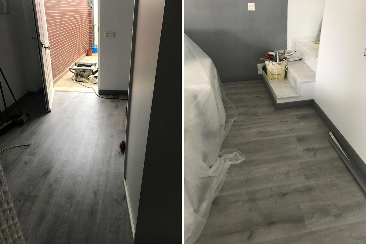 Montaje de dos fotografías de un piso en Badajoz con la tarima nueva colocada y el mobiliario protegido